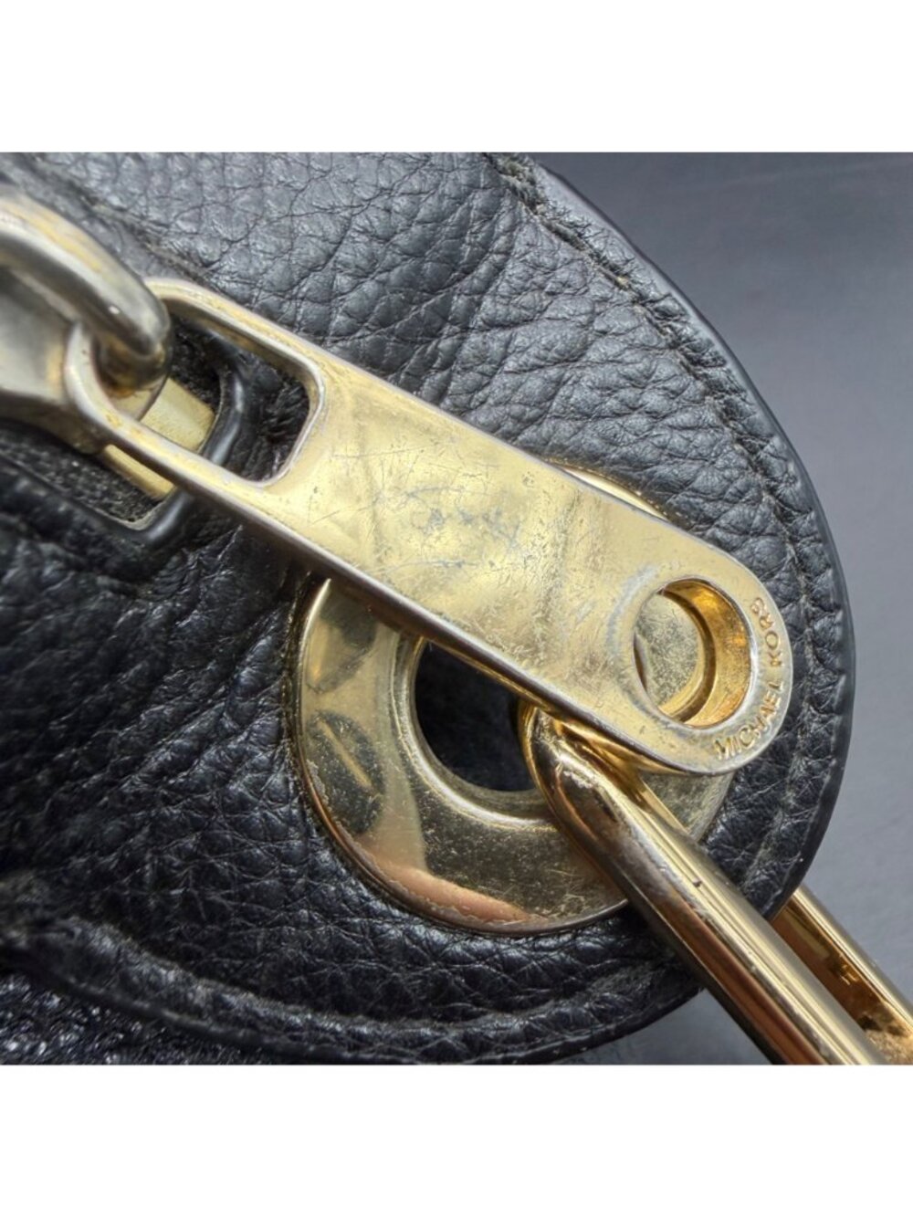 Michael Kors Barlow Medium Black Leather Purse Bag Grommet Adjustable Strap - Picture 8 of 16